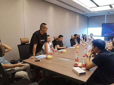 神州广告灯箱媒体,神州广告高铁椅背,神州广告看板广告,郴州市神州广告传播有限责任公司 神州广告灯箱媒体,神州广告高铁椅背,神州广告看板广告,郴州市神州广告传播有限责任公司