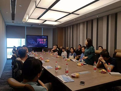 神州广告灯箱媒体,神州广告高铁椅背,神州广告看板广告,郴州市神州广告传播有限责任公司 神州广告灯箱媒体,神州广告高铁椅背,神州广告看板广告,郴州市神州广告传播有限责任公司